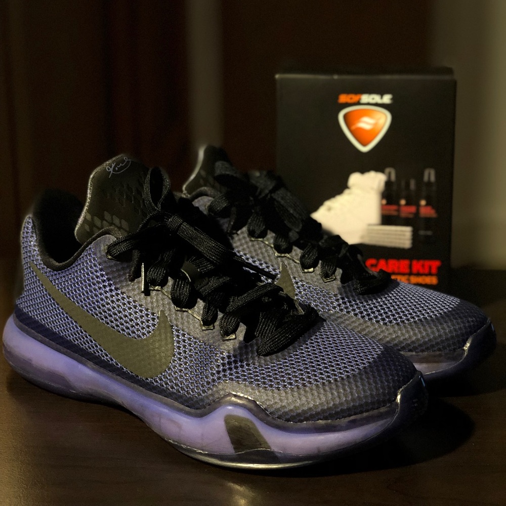 Nike Kobe X “Blackout”